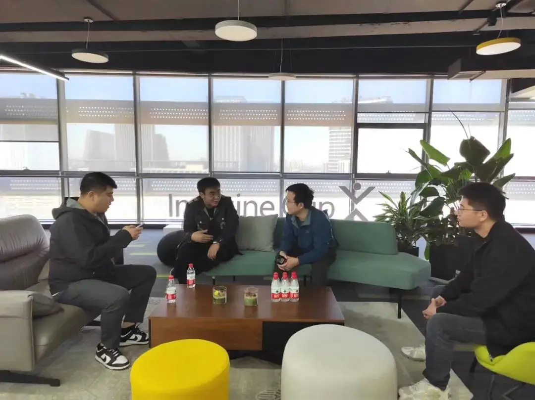 培育中心全链条孵化服务